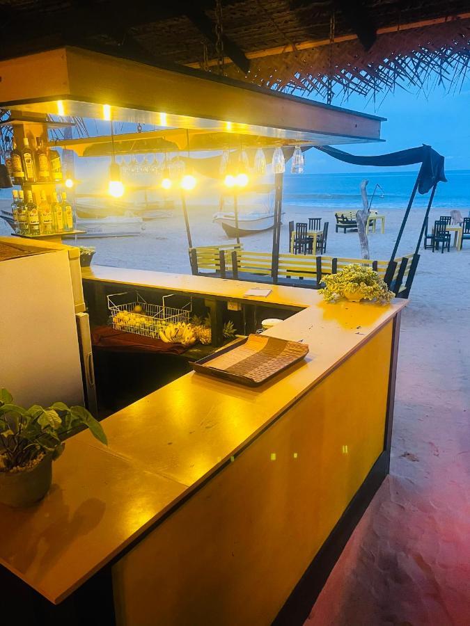 Golden Beach Cottages Trincomalee Εξωτερικό φωτογραφία