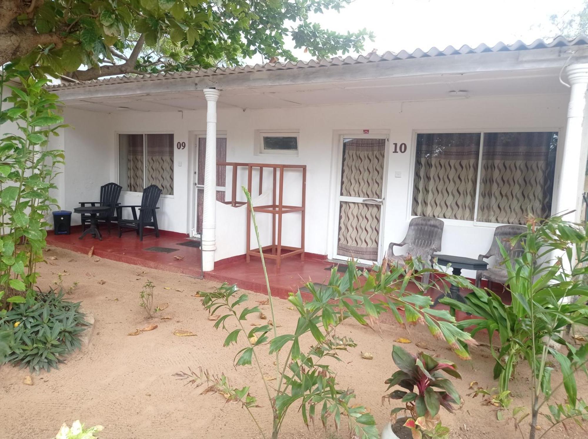 Golden Beach Cottages Trincomalee Εξωτερικό φωτογραφία