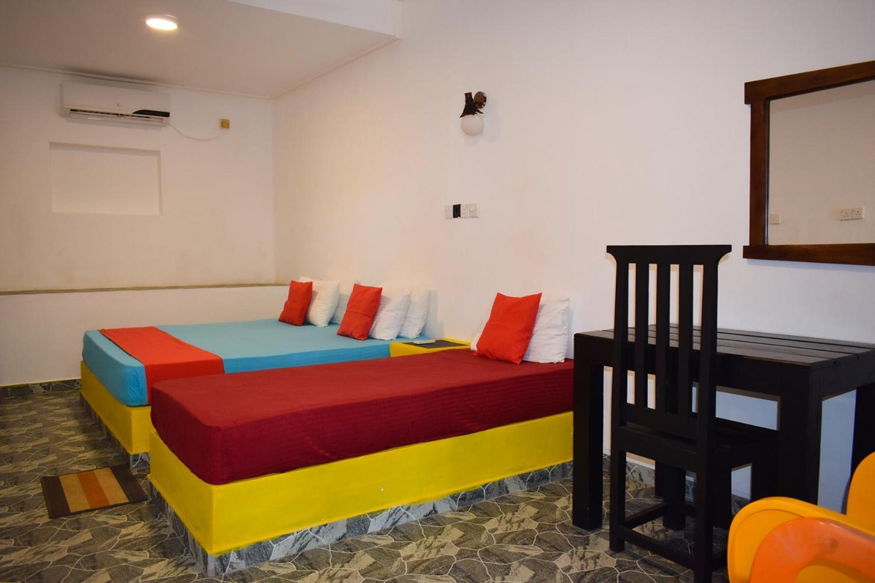 Golden Beach Cottages Trincomalee Εξωτερικό φωτογραφία
